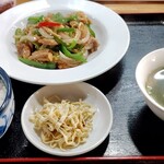 口福 - チンジャオロース定食