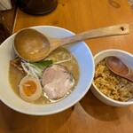 メンヤ モクモク - 