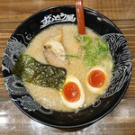 ラー麺ずんどう屋 - 料理写真:味玉ラーメン@\980円