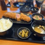とんかつとカツカレーの店 キセキ食堂 岩槻店 - 