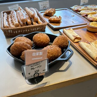 サンボン ベーカリー_1