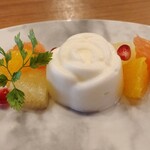 Restaurant Honjin - ムース＆オレンジ、グレープフルーツ、パッションフルーツ