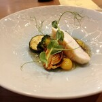 Restaurant Honjin - 平目のソテー、芽キャベツ、ブロッコリー、 ズッキーニ、銀杏、魚の出汁で取ったソース