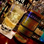 ショットバーラグ - 