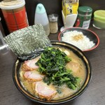 横濱家系ラーメン 勝鬨家 - 勝鬨ラーメン