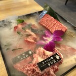 京の虎牛 近江牛焼肉と神戸ビーフ - 
