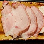 遷sen - チャーシュー2種、豚肩と鶏胸だろうか。しっとりジューシー。