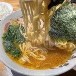 ラーメン 野良裏家 - 