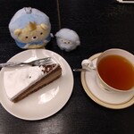 お食事処 多七 - チョコレートムースケーキ   ダージリン   おうじ  おつきのコ