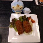 お食事処 多七 - カニクリームコロッケ   おうじ  おつきのコ