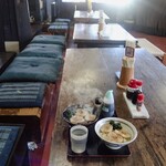 ヨコクラうどん - 今日は鶏チャー食べ比べ