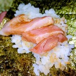 丸山鮮魚店 - 今度は手巻き寿司でパクリ、もう最高(^O^)／