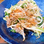 いろはや食堂 - 定食ランチ モツ炒め