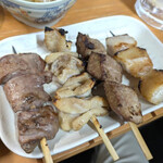 もつやき ばん - やっぱり焼きとんサー