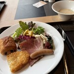 風のテラスKUKUNA - 私　洋食大好き❤        パン激うま(^^)