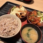 大戸屋 - 料理写真: