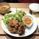 食堂 ippo ippo - 唐揚げ