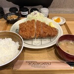 豚肉料理専門店 とんかつのり - ■特上ロースかつランチ(250g)¥2,300