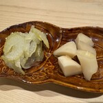 鮨 こん藤 - セロリと新生姜のガリ