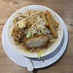 麺屋しずる - 料理写真: