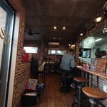 BEARS - 店内　カウンター席