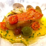 リラック スリゾート ホテル - フィルムをカットして金目鯛登場