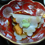 幸月庵 - 板そば、、、の中には北海道のウニ