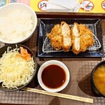 キムカツ亭 - 料理写真:キムカツ膳 ハーフ&ハーフ(チーズ、ガーリック)