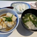 梅の花 - 湯葉吸物、生湯葉のあん掛け御飯、香の物