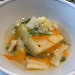 梅の花 - 豆乳もち 野菜あん掛け