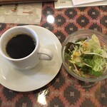 インド料理 パリワル - サラダ＆ソフトドリンクつき