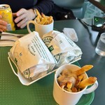 ラッキーピエロ 函館駅前店 - 