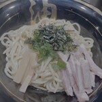 油そば 東京・御茶ノ水】油そば マイケル｜神保町エリアに新たに誕生した「油