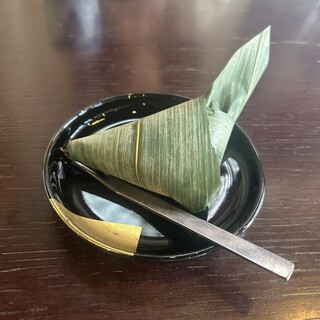 おばんざいカフェ 花唄_1