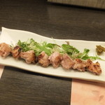 旬菜 おぐら家 - 大山鶏の岩塩焼き