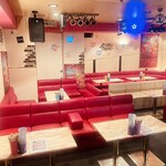 ものまねクラブ バニラ - 一番前の席は、ステージまでの距離が1メートル