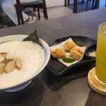 大阪豚骨ラーメンみさわ - 料理写真: