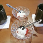 鮨処ほのか - 最後にデザート…スイートトマトにヨーグルト…さっぱりして美味しかったです♪