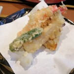 鮨処ほのか - 天麩羅…海老1尾､エリンギ､白身魚､かぼちゃ､ししとう等の盛合せ♪♪