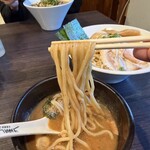中華蕎麦 瑞山 - 麺リフト