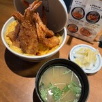 海老山 - 海老カツ丼 ¥1,300＋お新香 ¥100