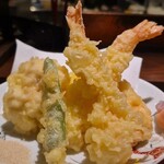 魚と煮込みとわら焼きと ととと - 