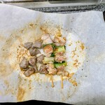 お食事処 きよ美 - 焼き鶏　モモ肉とネギ✕２　ズリ✕１　