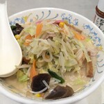 リンガーハット - 料理写真:「野菜たっぷりちゃんぽん」