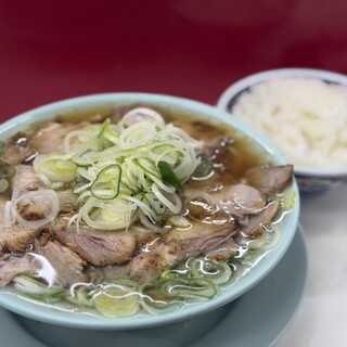 ナギチャンラーメン_0