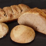 キサン製作所 - カンパーニュ、くるみぶどう、ぶどうパン、黒糖パン