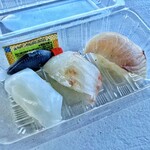 岩屋の魚屋 - 握り寿司3貫