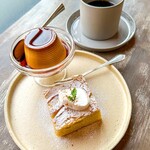 コーヒーと雑貨 Silk Tree - エチオピアとプリンとりんごのスクエアケーキ