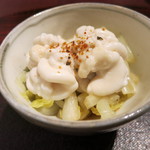 潤菜 どうしん - 茹で白子と白菜にポン酢を。