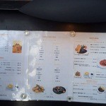 シャポー・ルージュ - 店前のメニュー